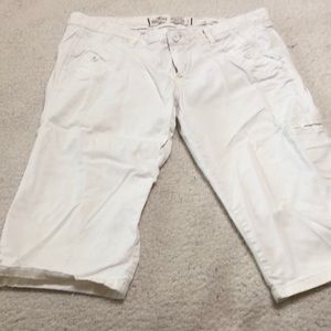White Hollister shorts
